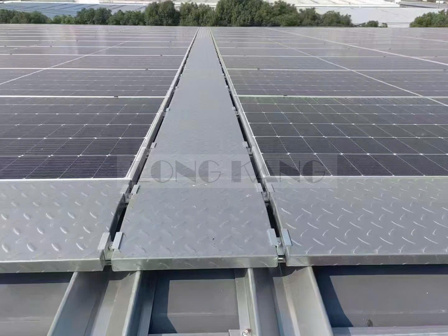 Sàn thao tác bằng tôn ZAM